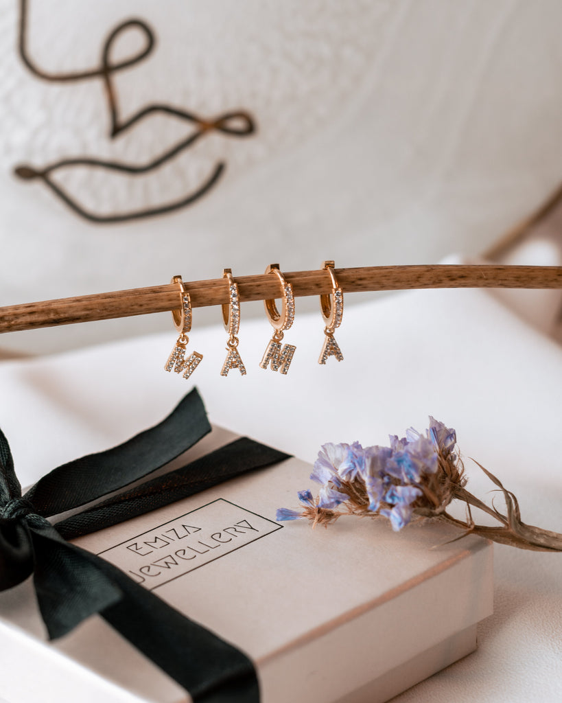 Mastering the Art of Choosing the Perfect Fine Jewelry Gift: Enlightening Tips and Ideas for All Occasions
