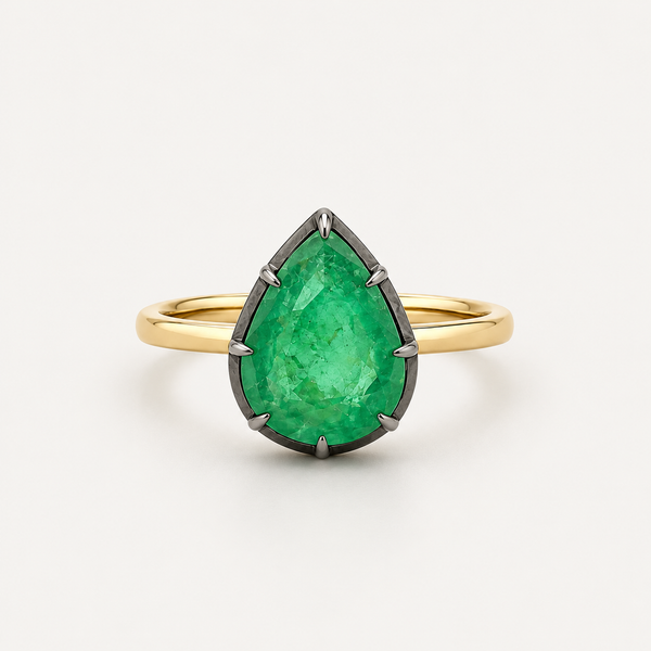 The Solenne Emerald Ring