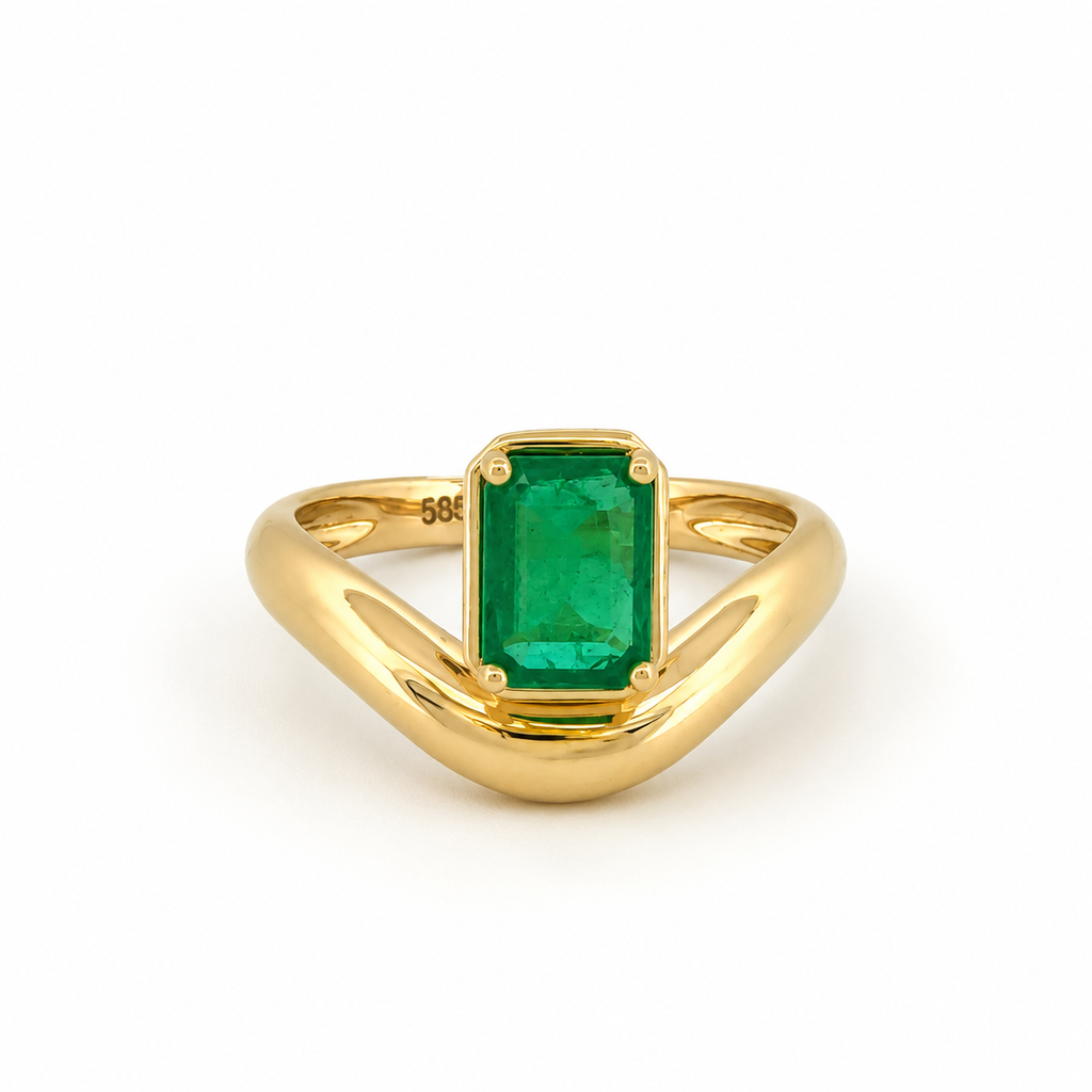 Gold Emerald Ring