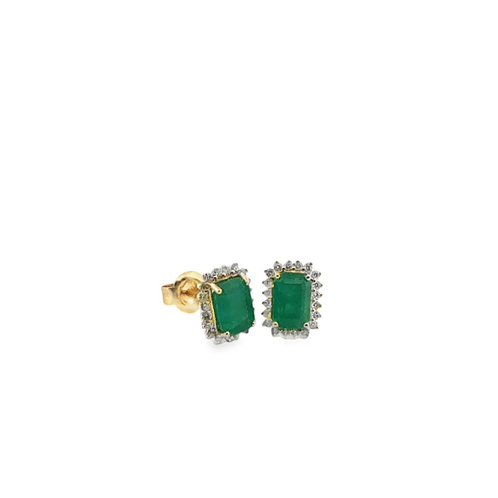 Square Stunning Emerald Studs