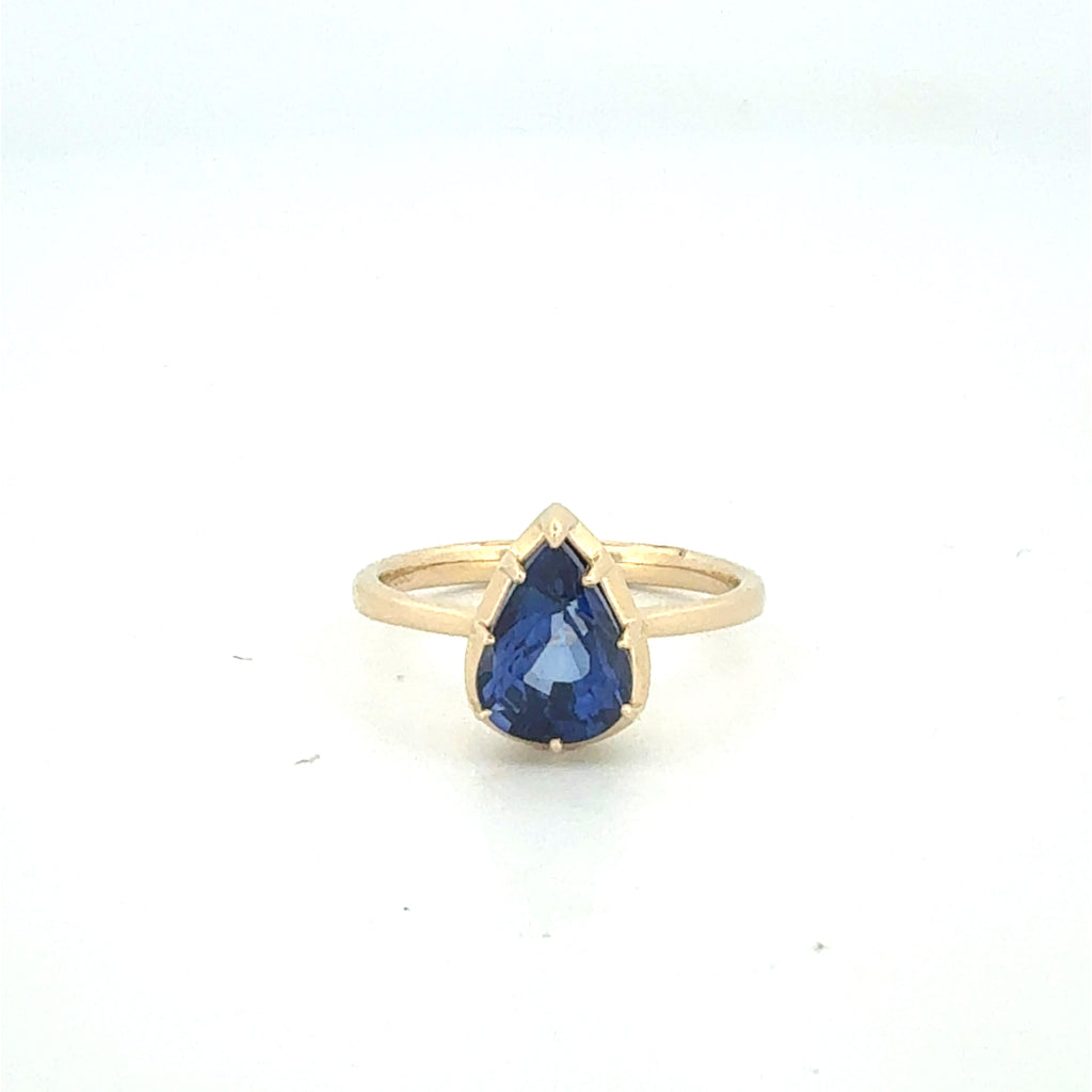 Sapphire Gold Ring